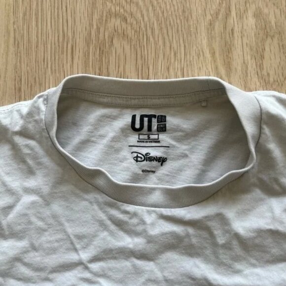 KAWS x Uniqlo Disney Mickey Mouse Tee - Picture 2 of 2